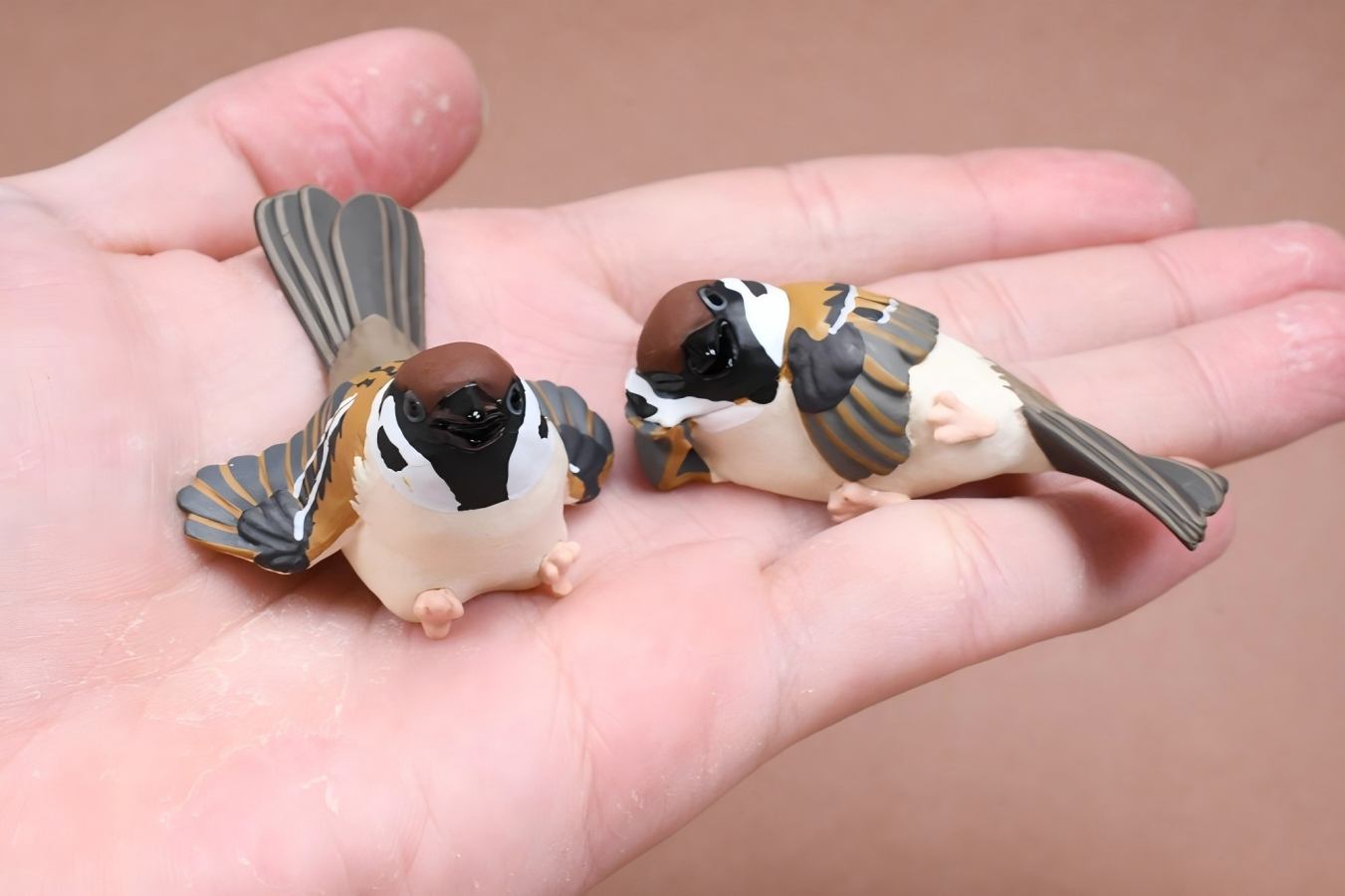 ของเล่นแคปซูลต้นฉบับ น่ารัก คา - Capsule Toy Gashapon บทวิจารณ์และราคา